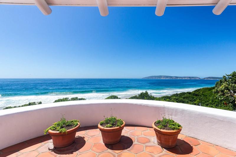 To Let 6 Bedroom Property for Rent in Beachy Head Western Cape